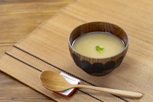 【見た目も美味しいえんげ食レシピ】味噌汁（とろみ）｜訪問歯科ネット